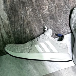 Women’s Adidas sneakers